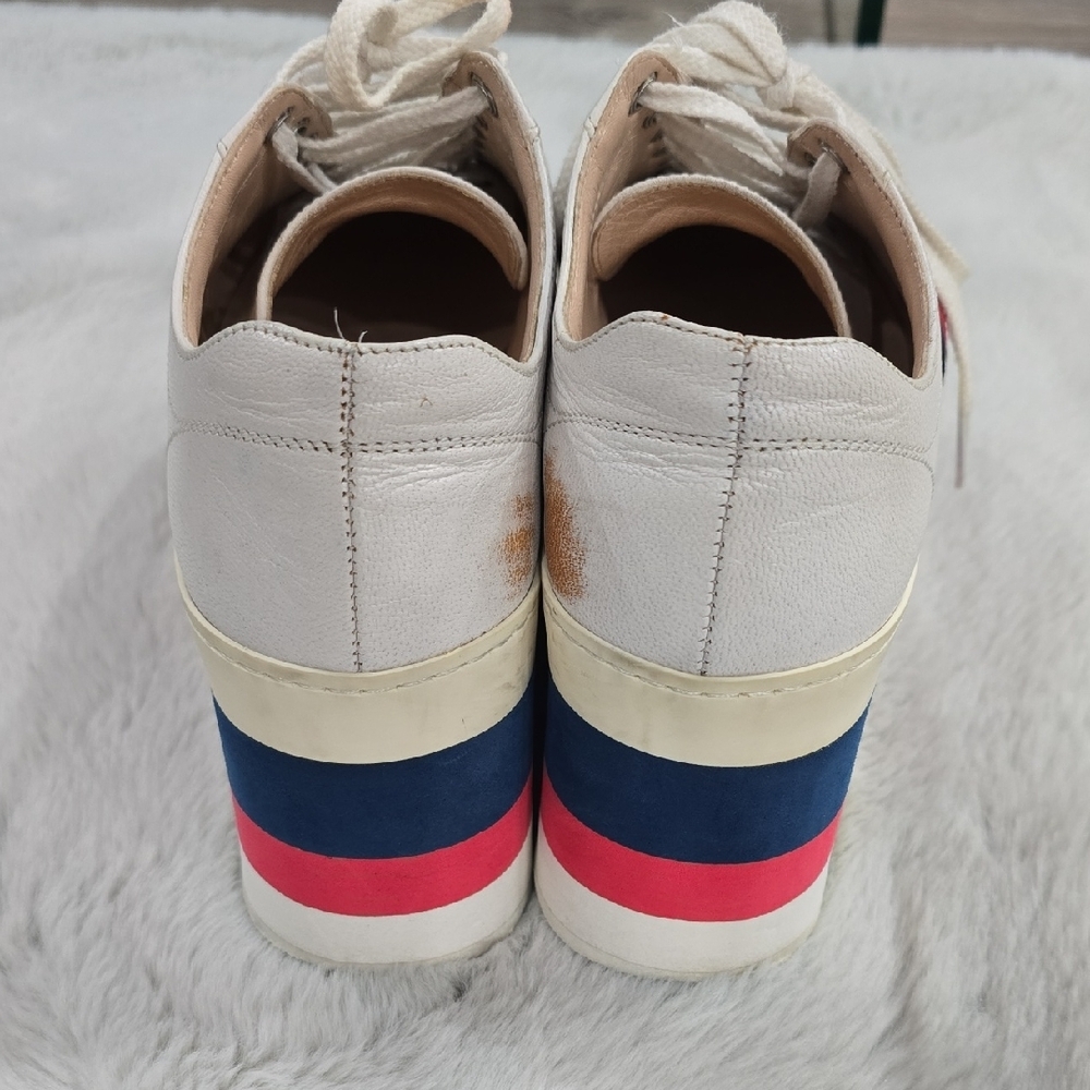 Gucci White Platform Sneakers with Red and Blue Stripes - Picture 2 of 12